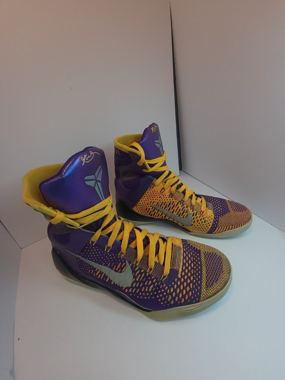 Nike Kobe 9 Elite Showtime Shoes